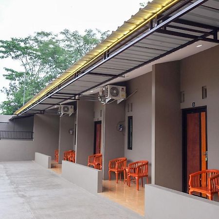 Reddoorz Syariah Near Exit Tol Pemalang Comal 2 Hotel Exterior foto