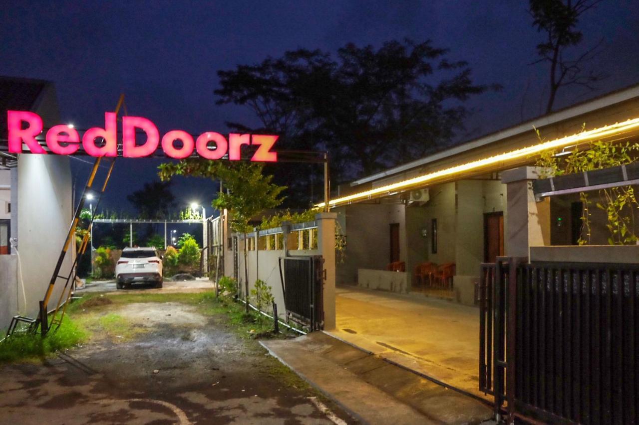 Reddoorz Syariah Near Exit Tol Pemalang Comal 2 Hotel Exterior foto