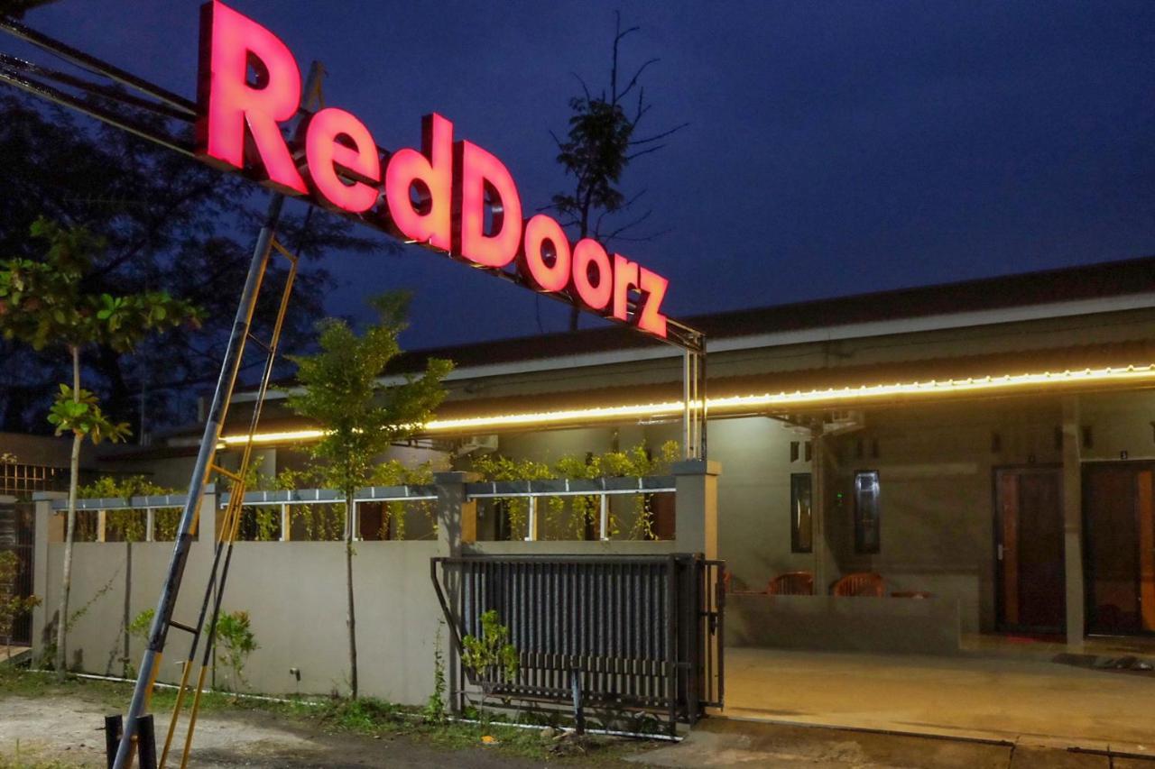 Reddoorz Syariah Near Exit Tol Pemalang Comal 2 Hotel Exterior foto